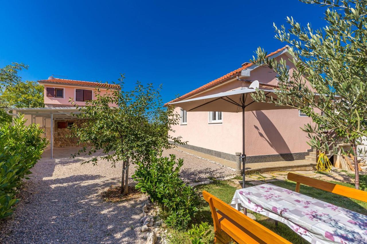Holiday Home Vrh Exterior foto