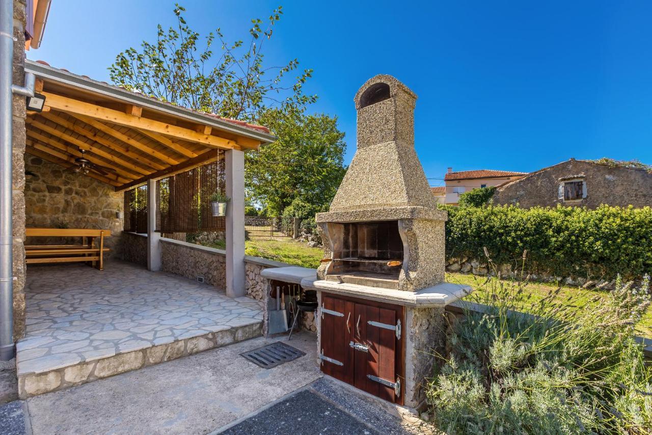 Holiday Home Vrh Exterior foto