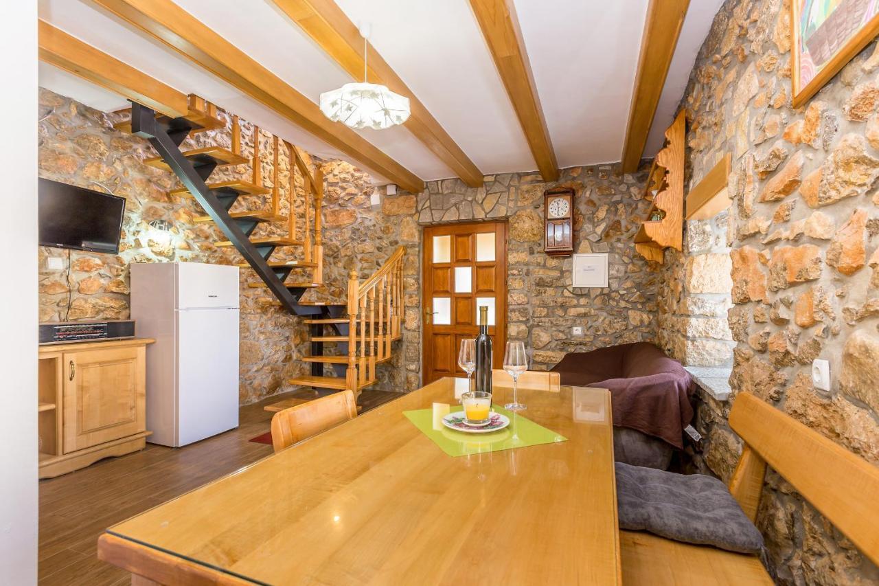 Holiday Home Vrh Exterior foto