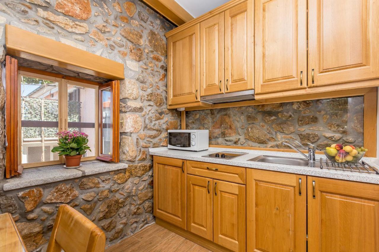 Holiday Home Vrh Exterior foto