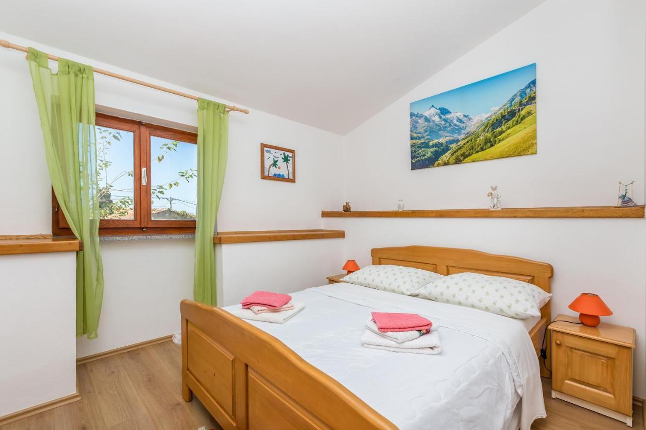 Holiday Home Vrh Exterior foto